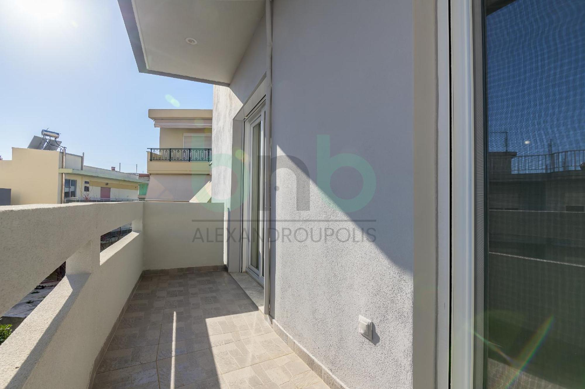 Luxurious Tsimiski 2Nd Floor Александруполис Екстериор снимка