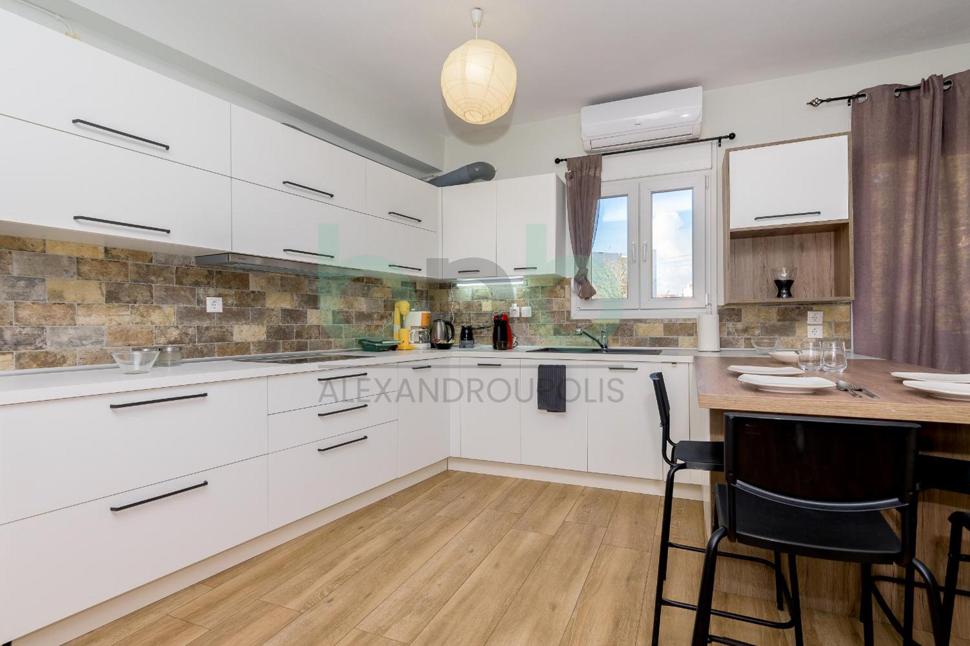 Luxurious Tsimiski 2Nd Floor Александруполис Екстериор снимка