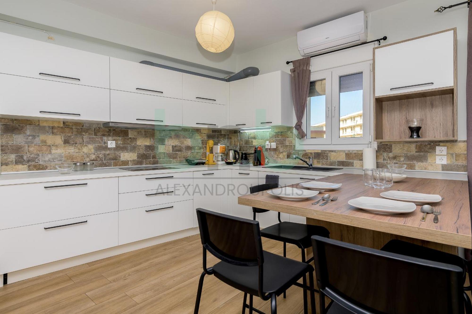 Luxurious Tsimiski 2Nd Floor Александруполис Екстериор снимка