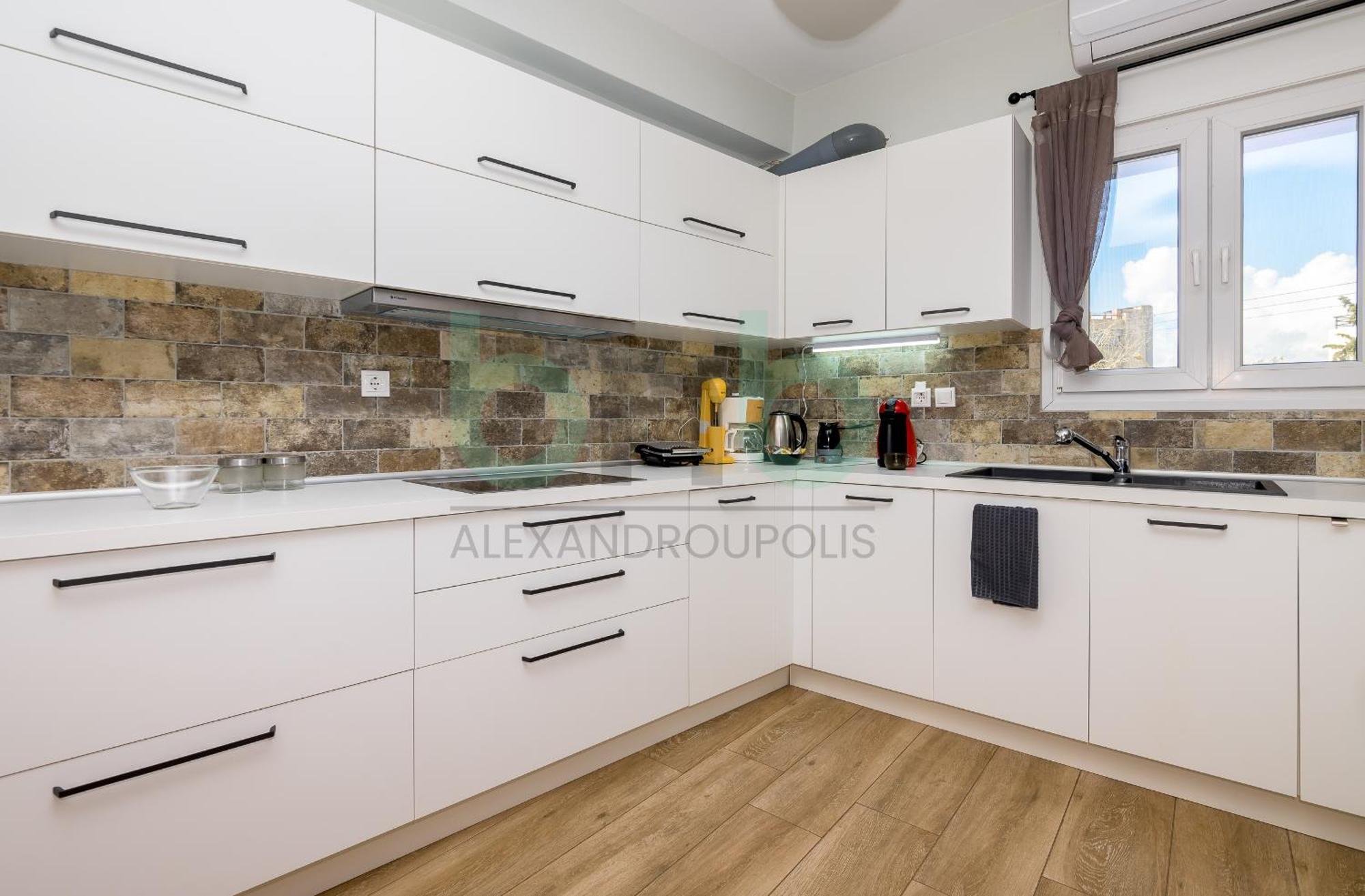 Luxurious Tsimiski 2Nd Floor Александруполис Екстериор снимка